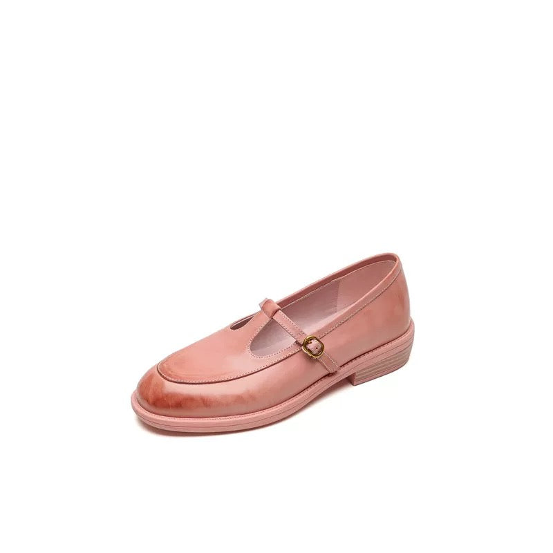 Washed leather low-heeled loafers