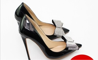 Bowtie Heel