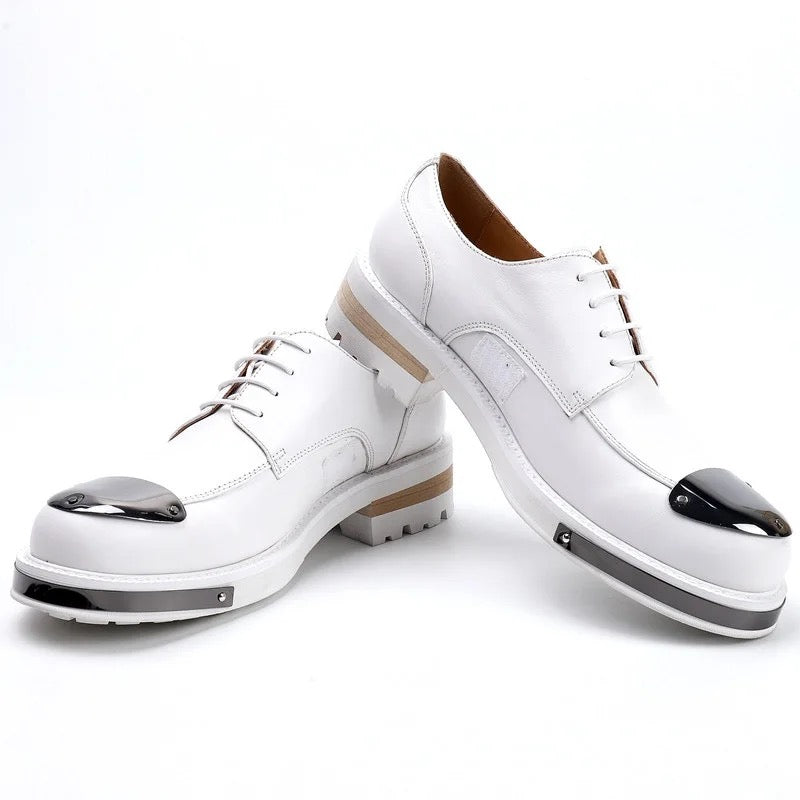 Platinum toe loafers (white )