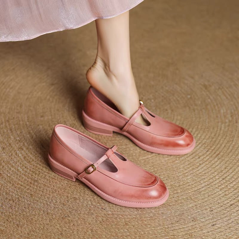 Washed leather low-heeled loafers