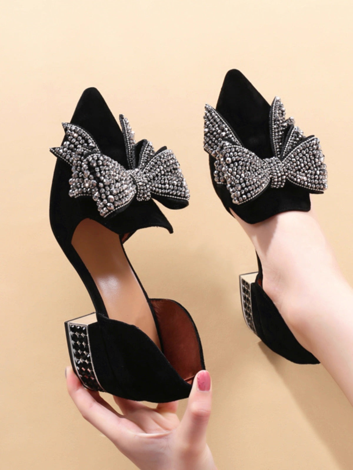 European station 2025 spring and autumn new style net celebrity high heels.