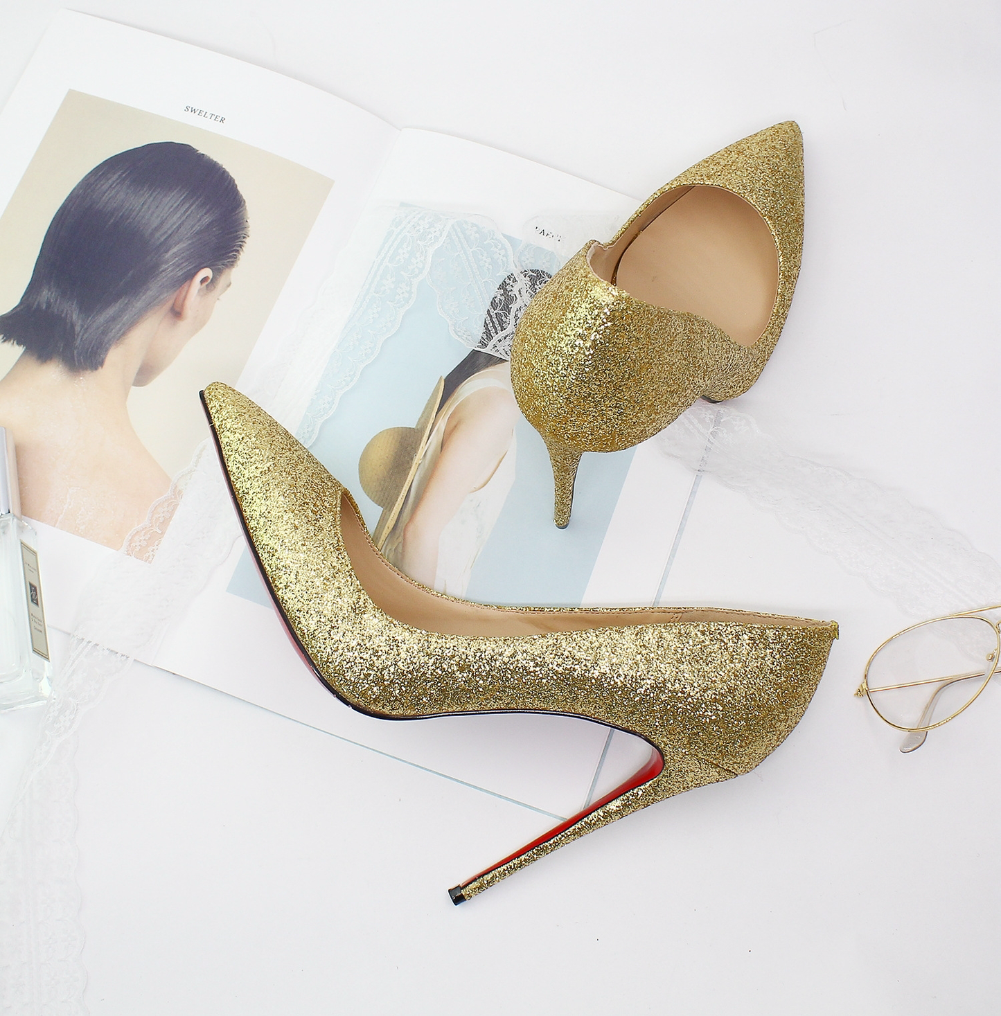 Shimmering heel