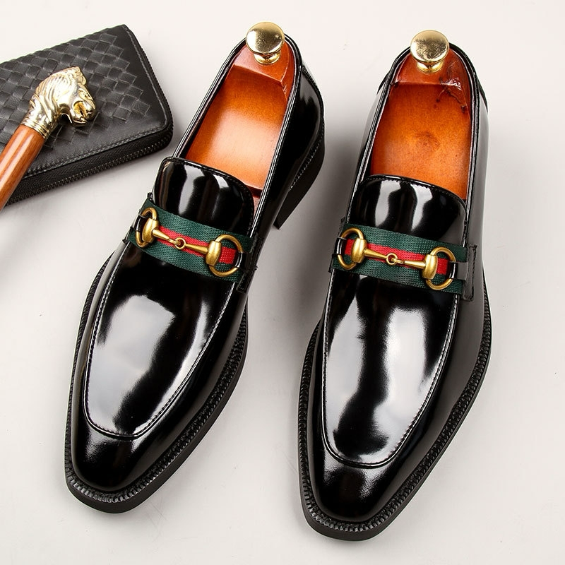 Formal shoes