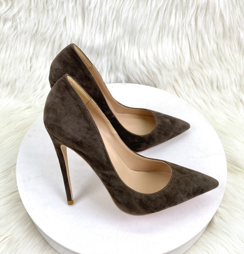Suede pertunia