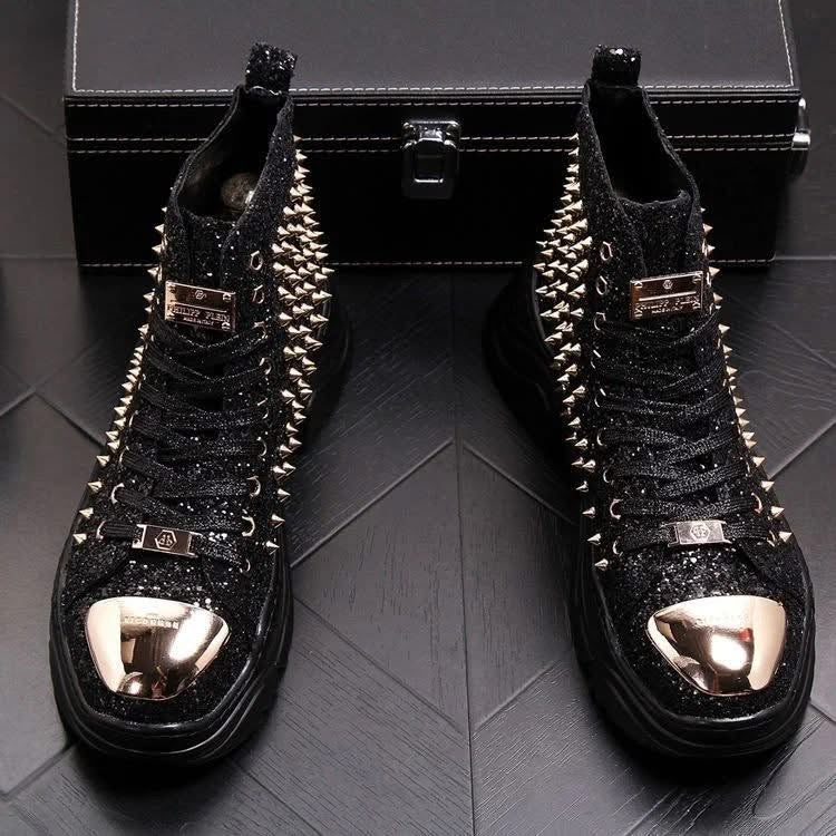 Spike boots