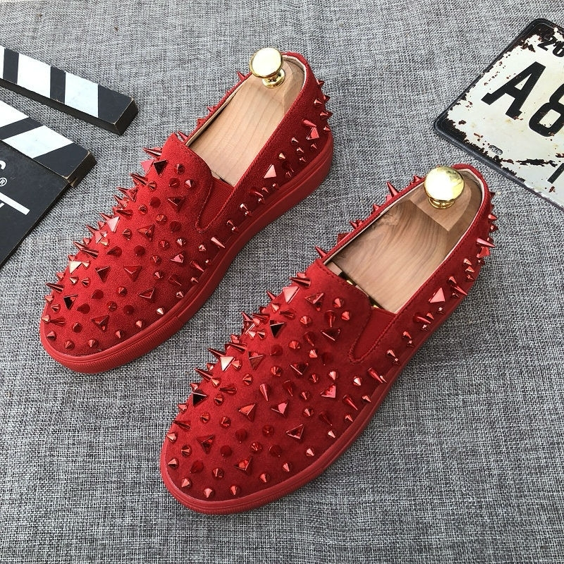 Spikes sneaker
