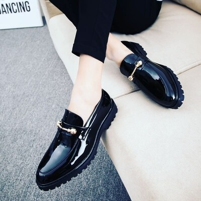 Top metal loafer
