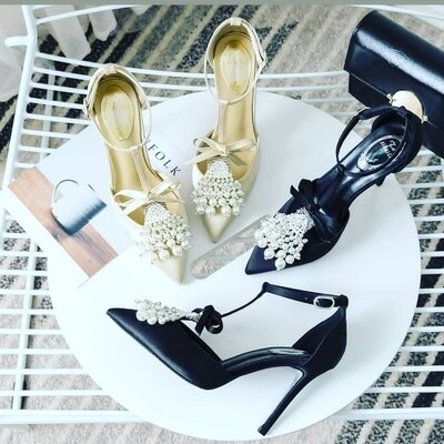 Black And White High heel