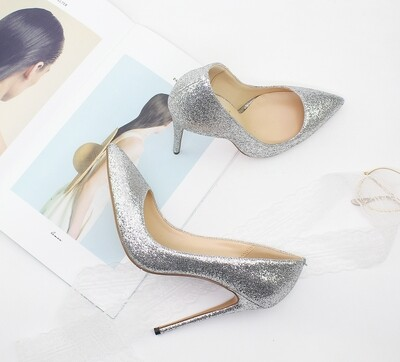 Shimmering heel