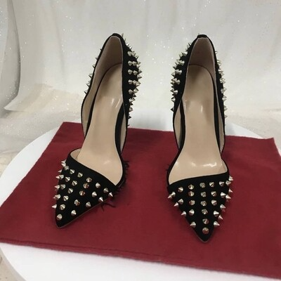 Spiked stilleto