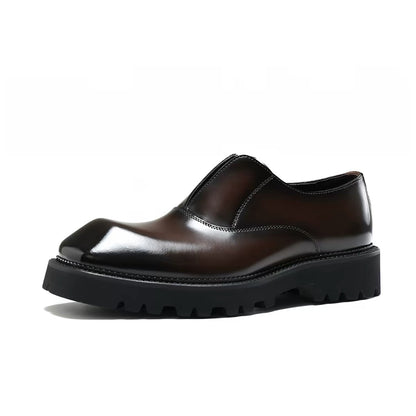 Nosy formal shoes