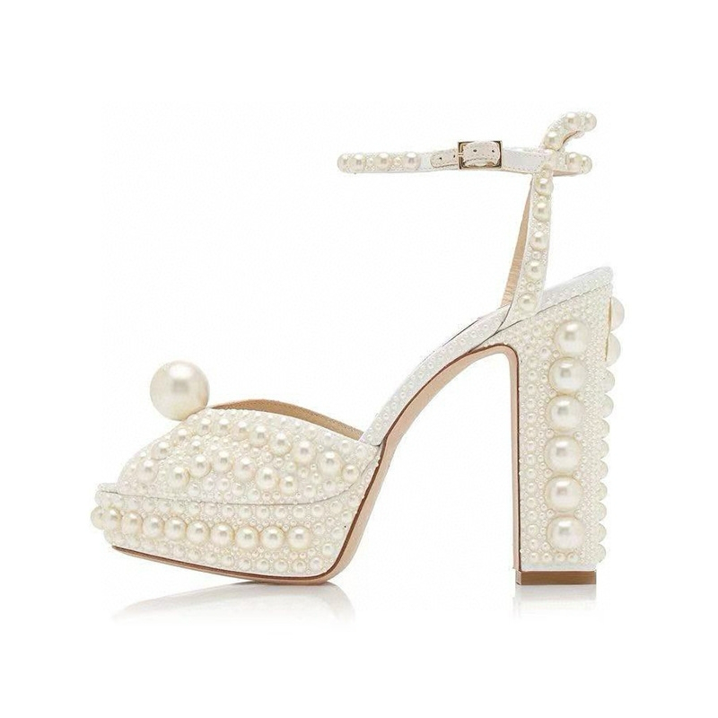 Bridal pearls block heel