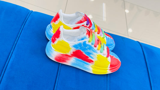 Multi coloured sneaker