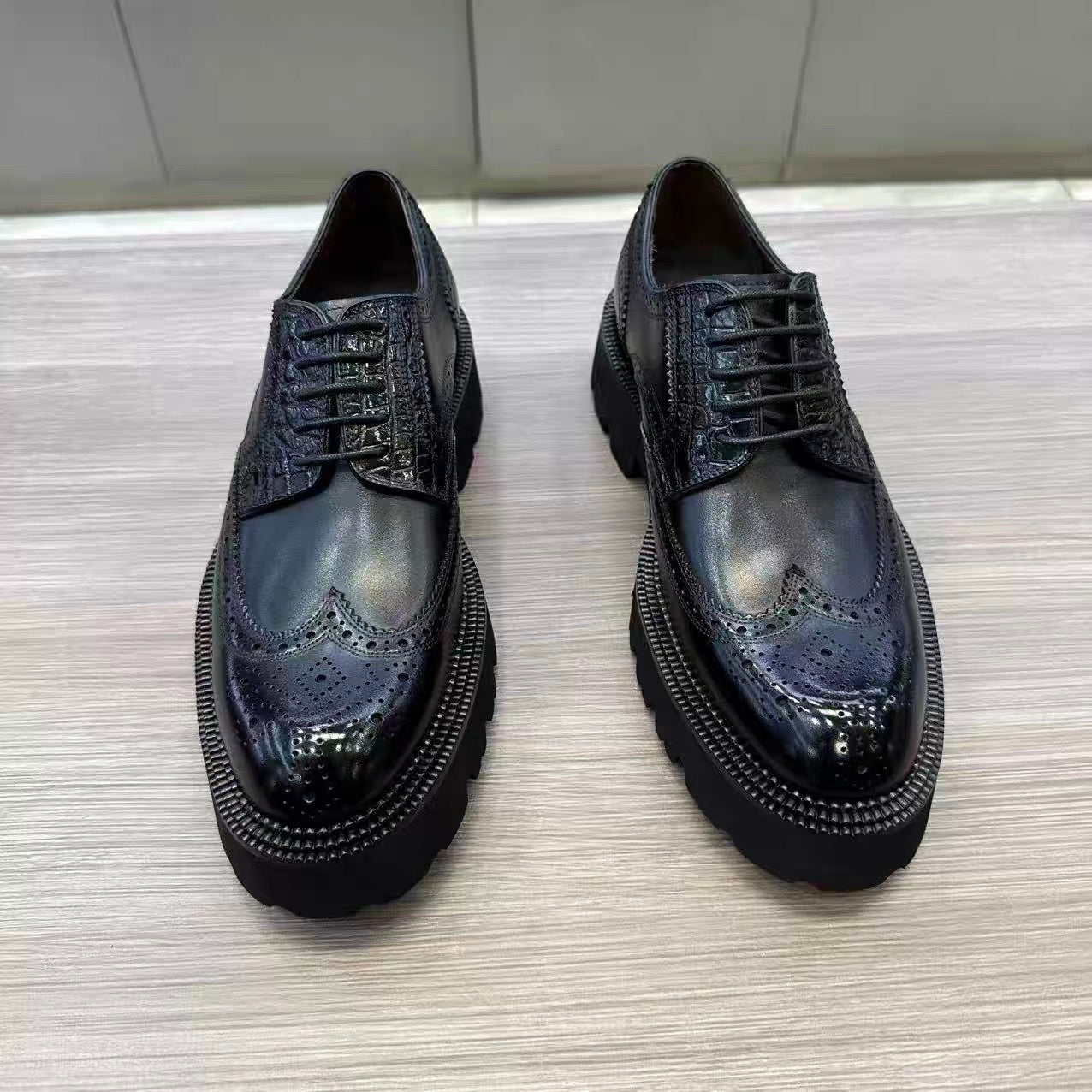Ree the shoes
