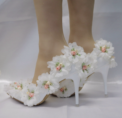 Floral bridal shoes