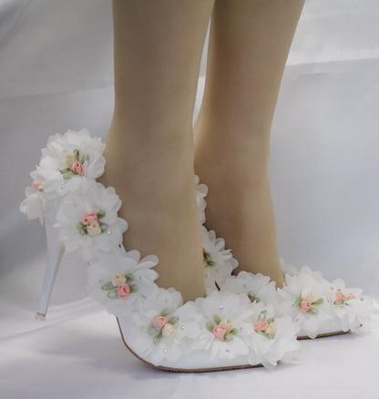 Floral bridal shoes