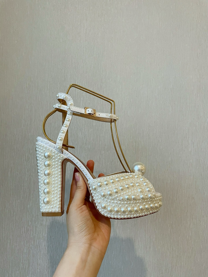 Bridal pearls block heel