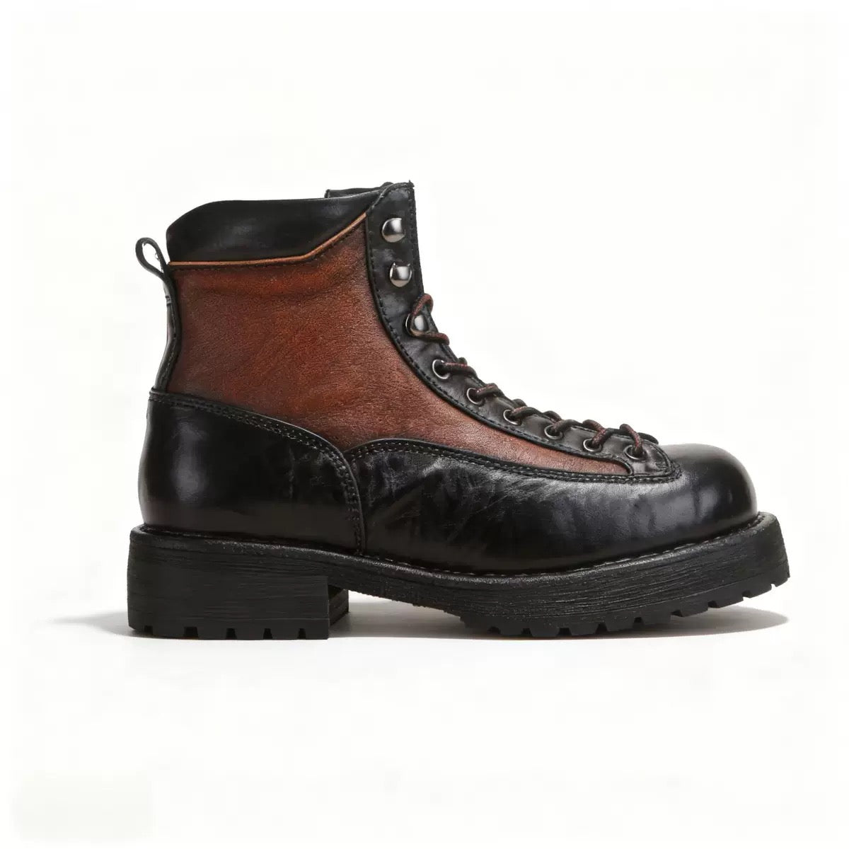 Retro style leather boots