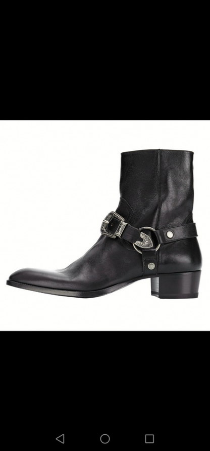 Black leather Chelsea