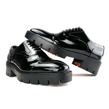 Red sole brogue